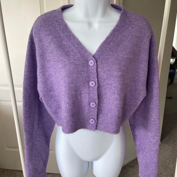 Collusion ASOS purple vneck cardigan sweater button down preowned US 0 - Picture 2 of 8